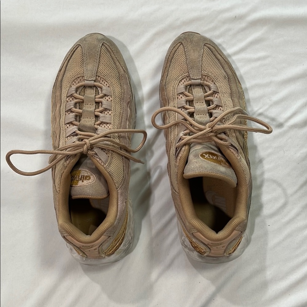 Nike Air Max Light Brown Sneakers